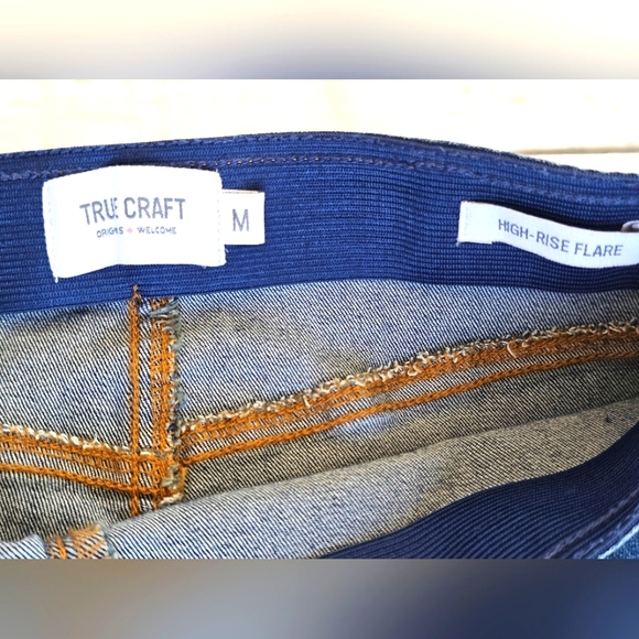 True Craft Dark Distressed Denim High Rise Flare Jeans Pull on Elastic Waistband - Picture 7 of 7